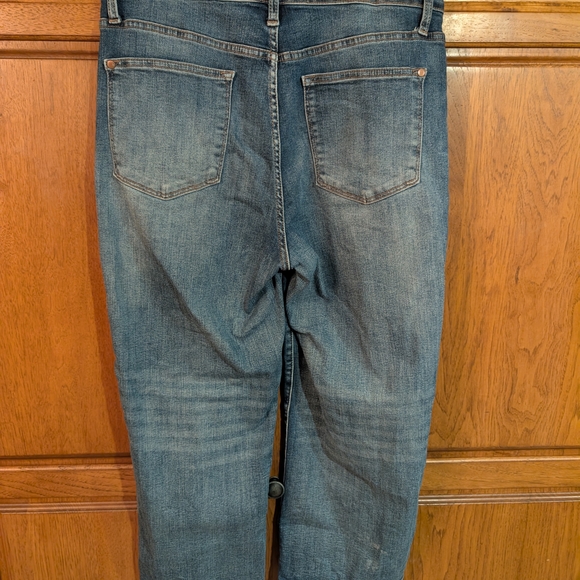 Women's Wide Leg Crop Judy Blue Jeans - Picture 3 of 4